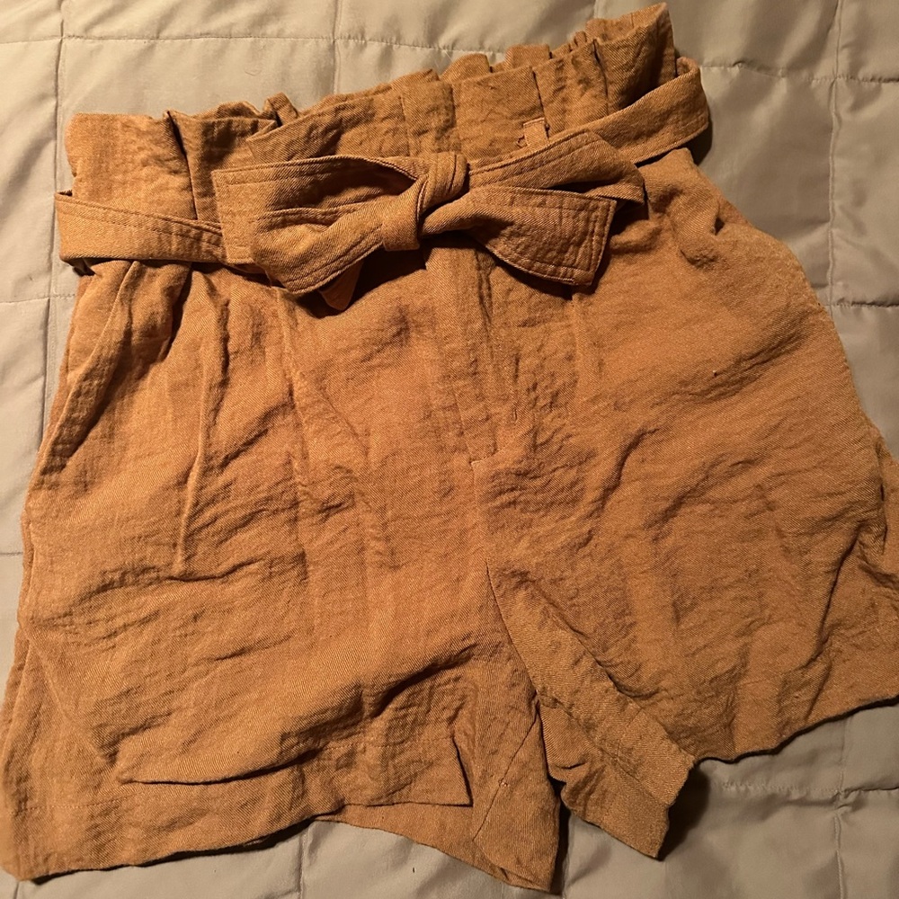 Paper bag women’s shorts size Medium